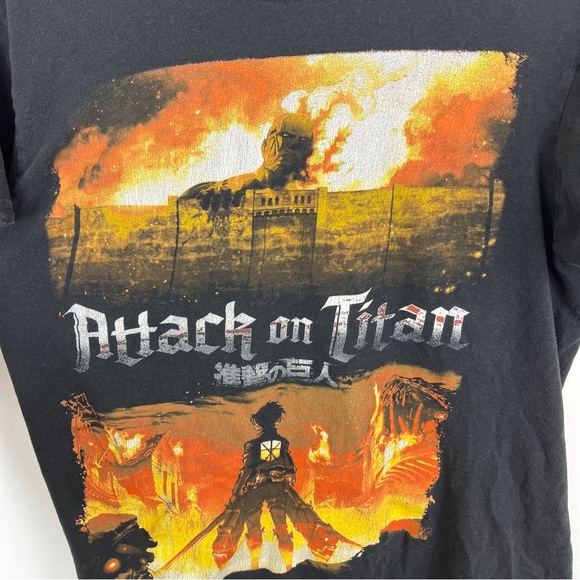 Attack On Titan Anime T-Shirt Ripple Junction Black Sz Small - Picture 2 of 11